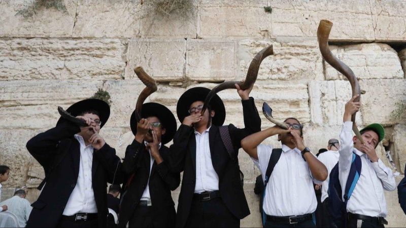 Jelang Hari Raya Yahudi, Kelompok Ekstremis "Bait Suci" Memprovokasi Penyerbuan dan Pentiupan Shofar di Masjid Al-Aqsa