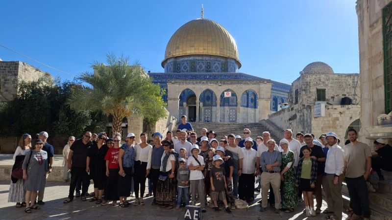 Netanyahu dan Ribuan Warga ilegal Israel Terobos Masjid Al-Aqsa dan Dinding Buraq